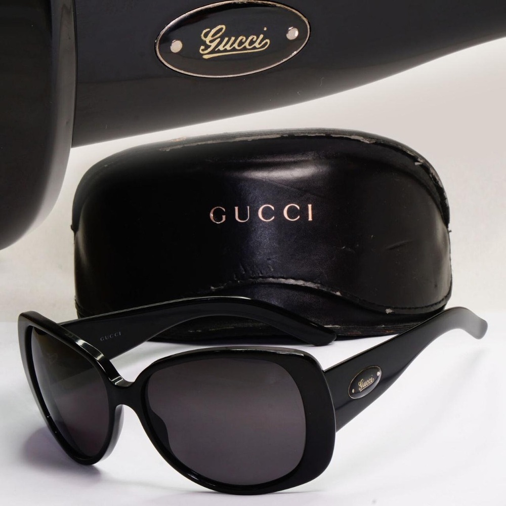 Gucci Black Women's Sunglasses with Dark Gray Lenses